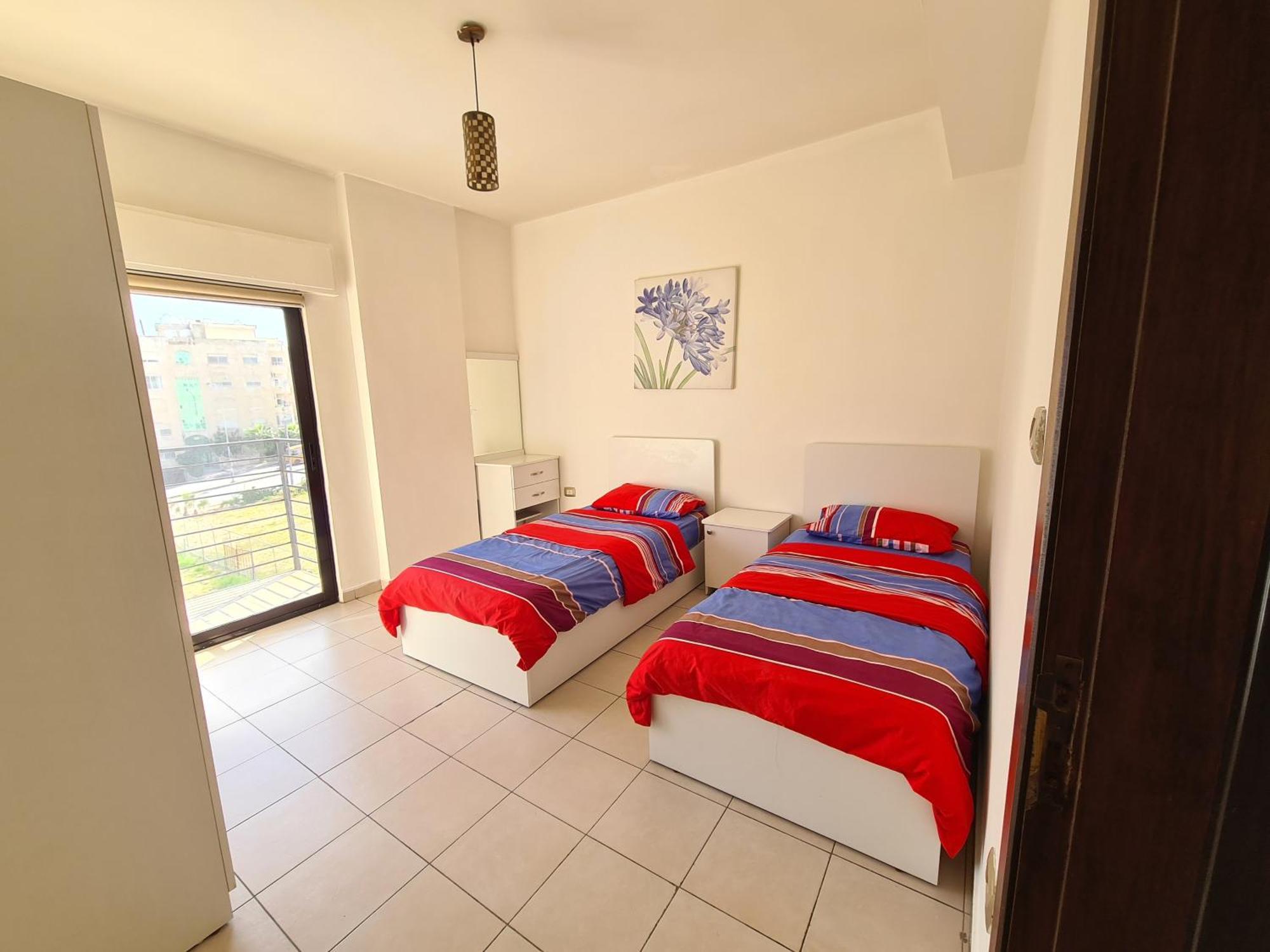 עמאן Dair Ghbar Gate Apartments חדר תמונה