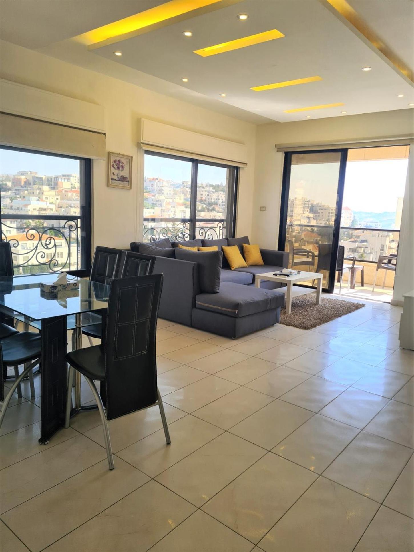 עמאן Dair Ghbar Gate Apartments מראה חיצוני תמונה