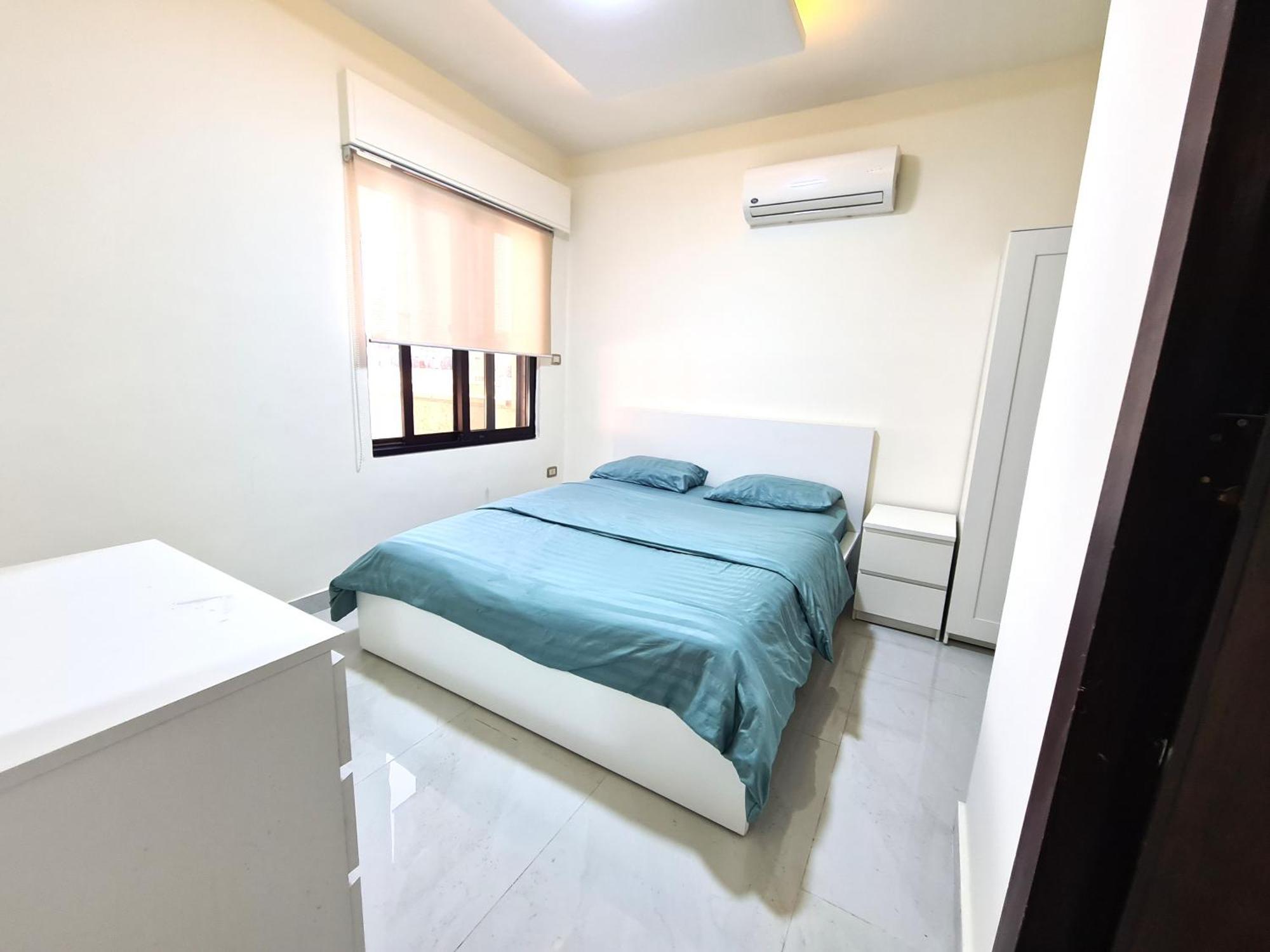 עמאן Dair Ghbar Gate Apartments חדר תמונה