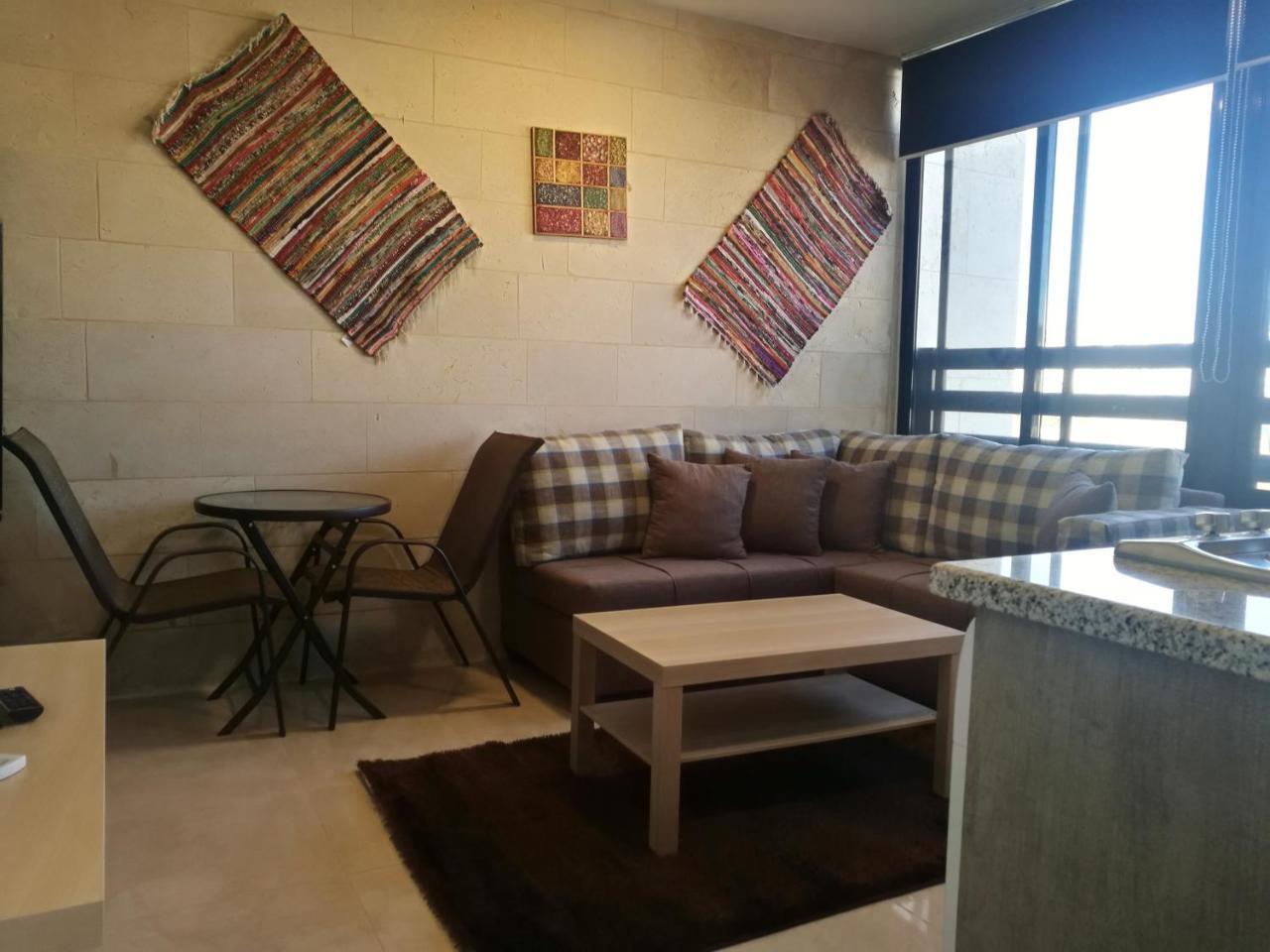 עמאן Dair Ghbar Gate Apartments מראה חיצוני תמונה